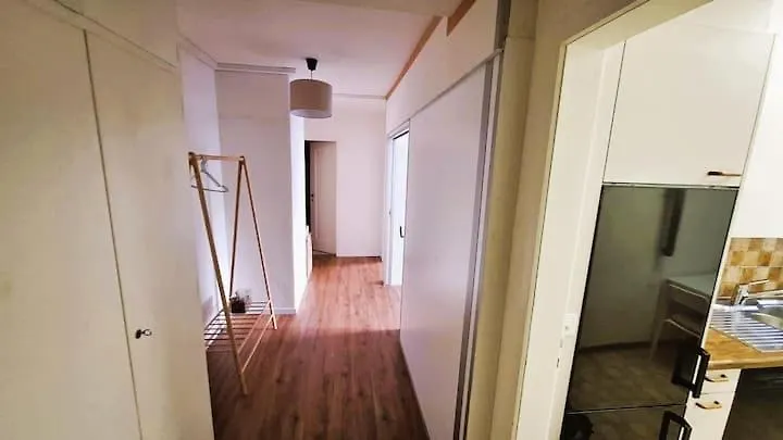 Large City Center Apartments With Balcony Alt Zurigo Svizzera
