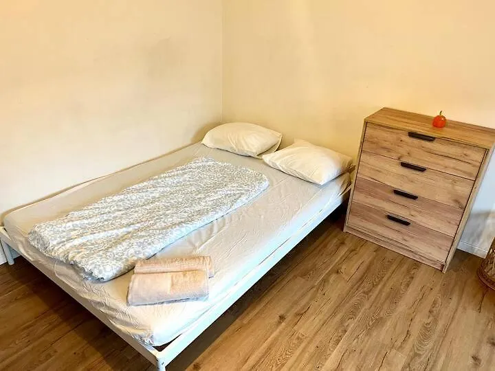 Large City Center Apartments With Balcony Alt Zurigo