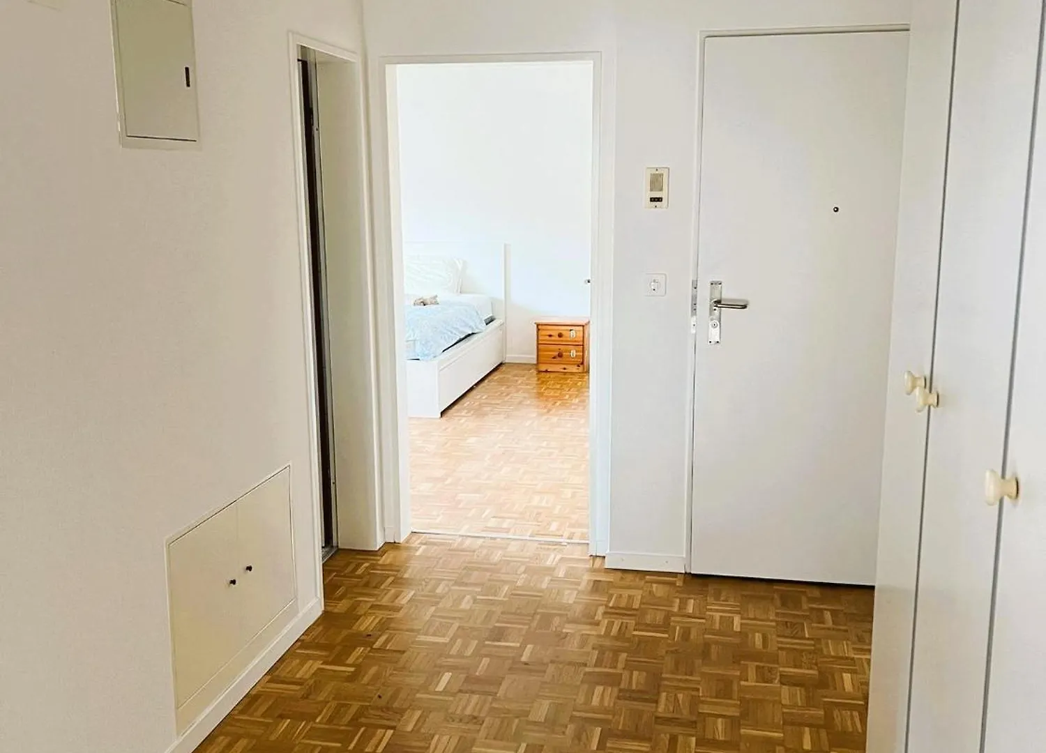 Large City Center Apartments With Balcony Alt Zürich 0*,  Zwitserland
