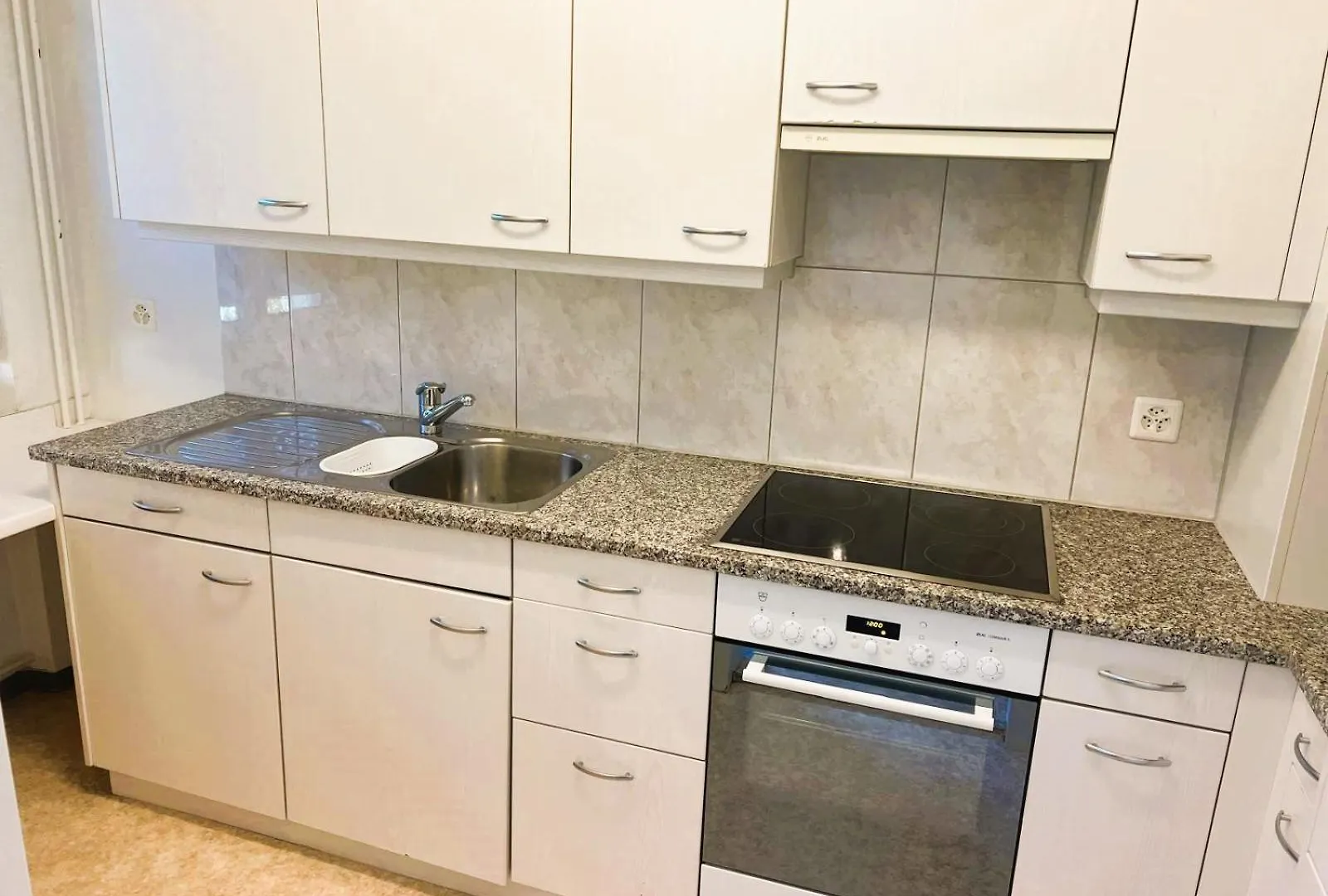 Large City Center Apartments With Balcony Alt Zurich 0*,  Switzerland