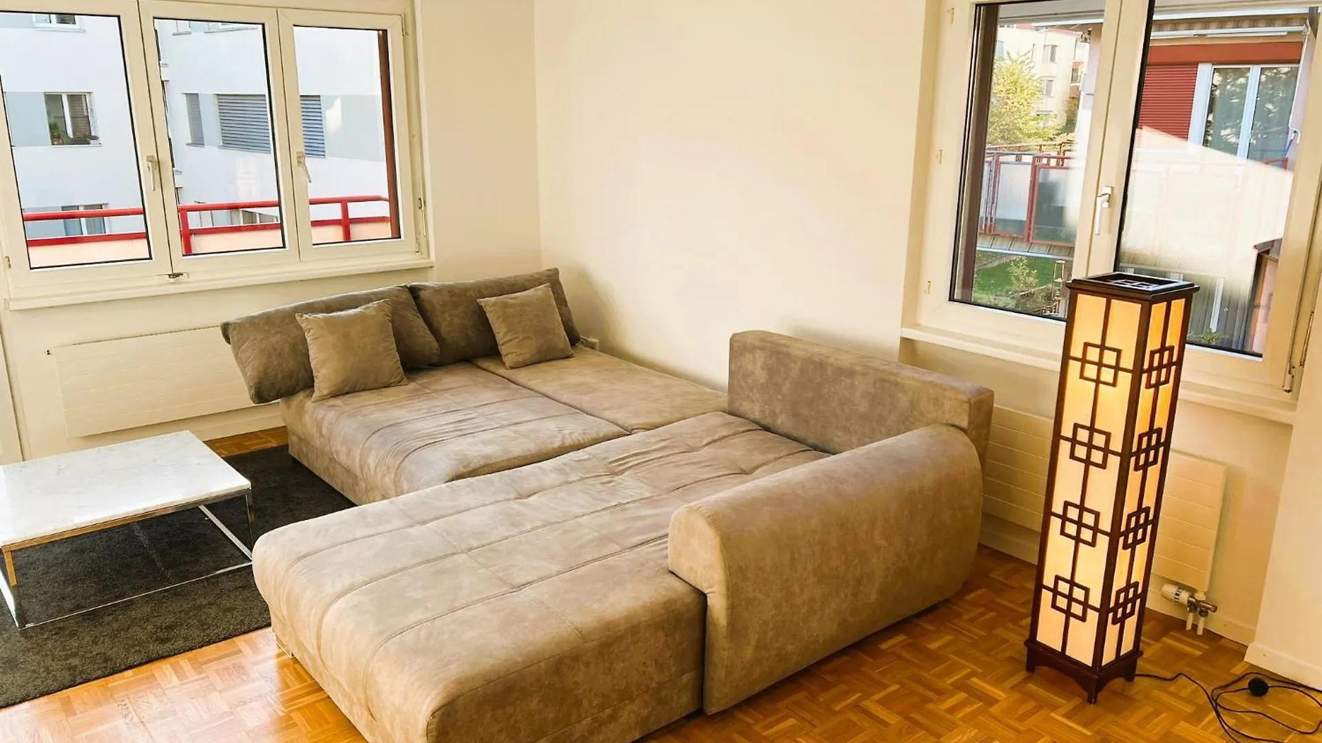 Large City Center Apartments With Balcony Alt Zurich